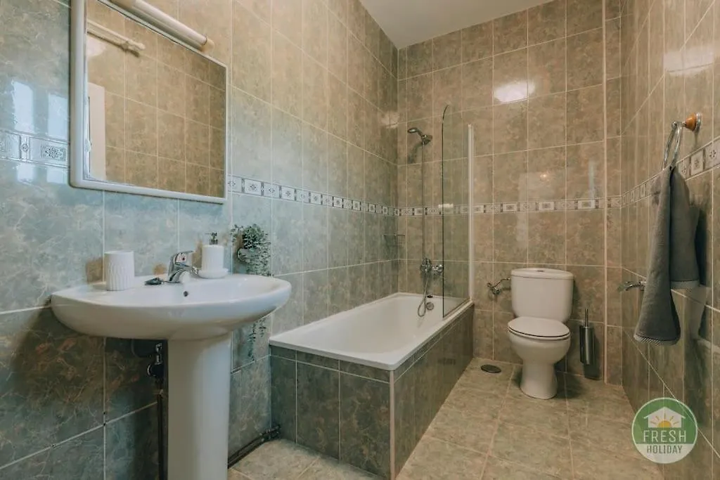 Casa Wood - Family Holiday Villa With Pool Viñuela